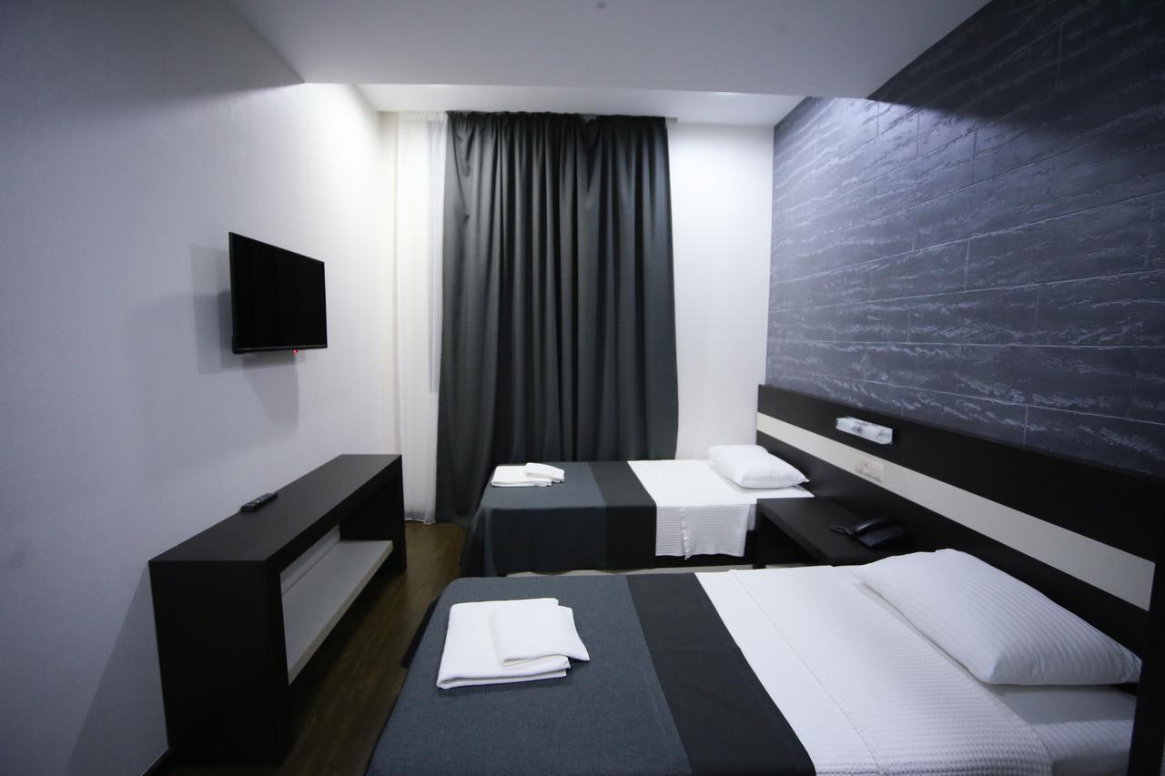 West Tower Hotel Kutaisi Luaran gambar